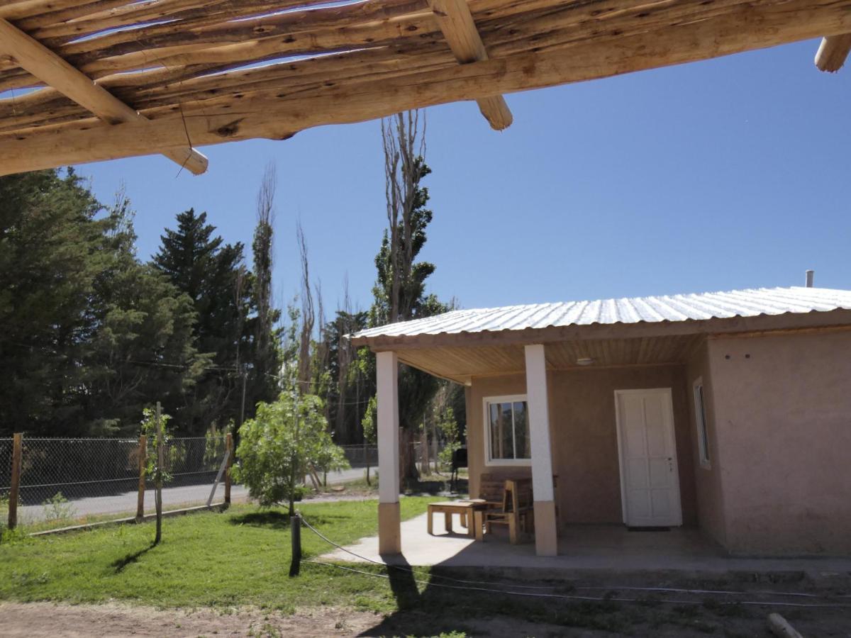 Cabanas El Aguaribay Barreal Exterior photo